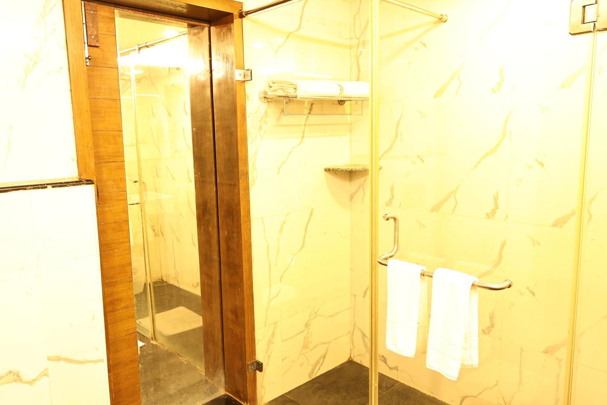 Vgp Golden Beach Resort Chennai Exterior foto