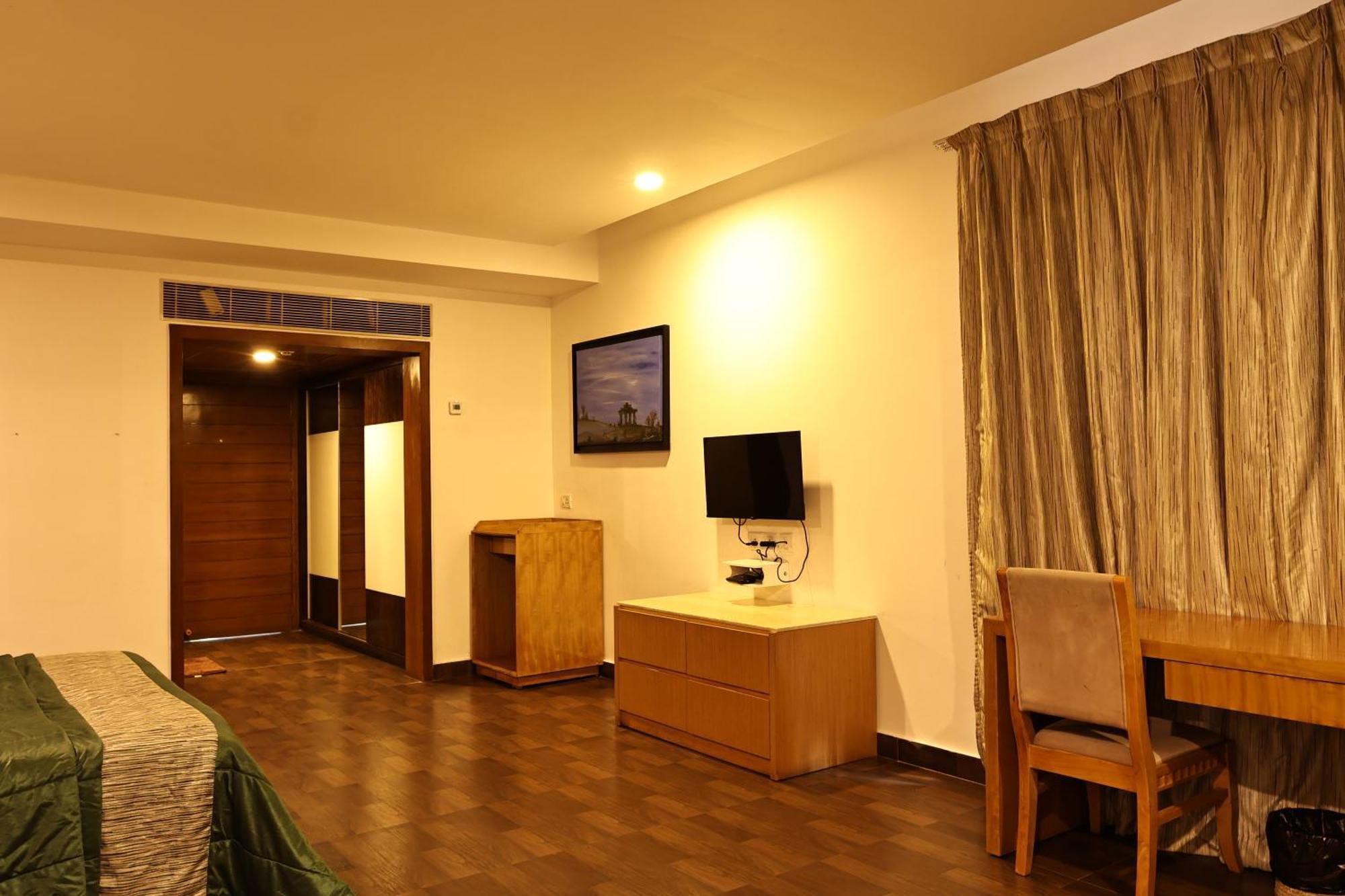 Vgp Golden Beach Resort Chennai Exterior foto