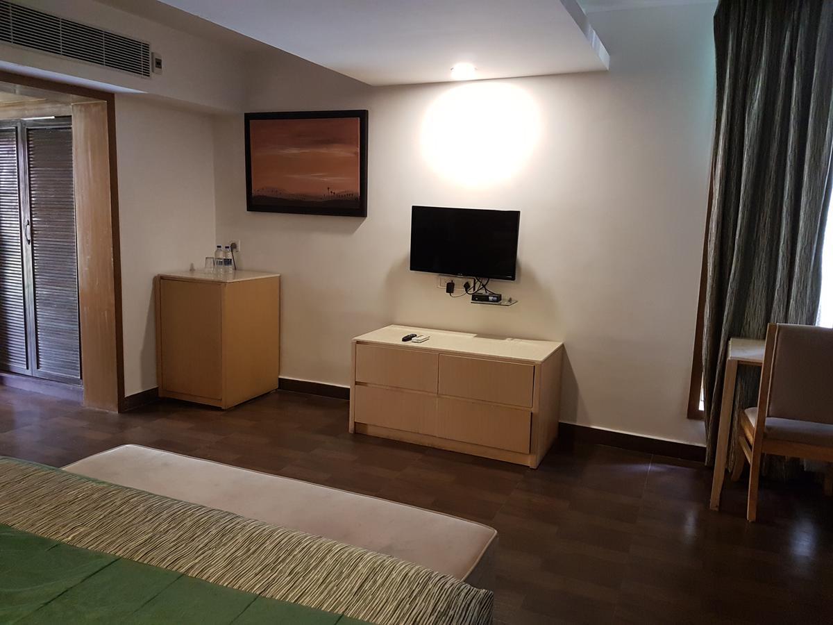 Vgp Golden Beach Resort Chennai Exterior foto